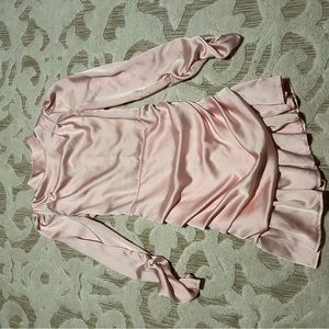 Pink short dress ruffles